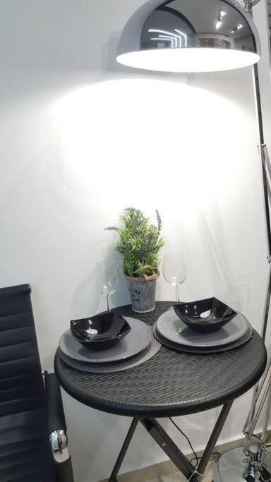 Modern Office Apartment.Wifi,2A/C,Luxury Fur/Tures Салоники Экстерьер фото