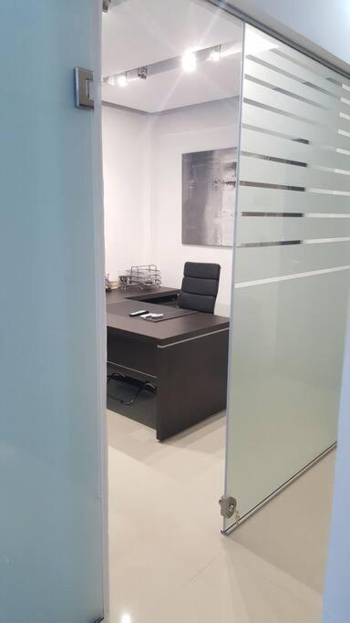 Modern Office Apartment.Wifi,2A/C,Luxury Fur/Tures Салоники Экстерьер фото